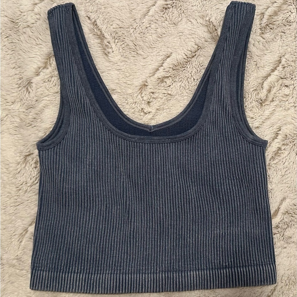 Workshop Republic Women’s Junior’s Ribbed Blue Crop Tank Top - Picture 5 of 8